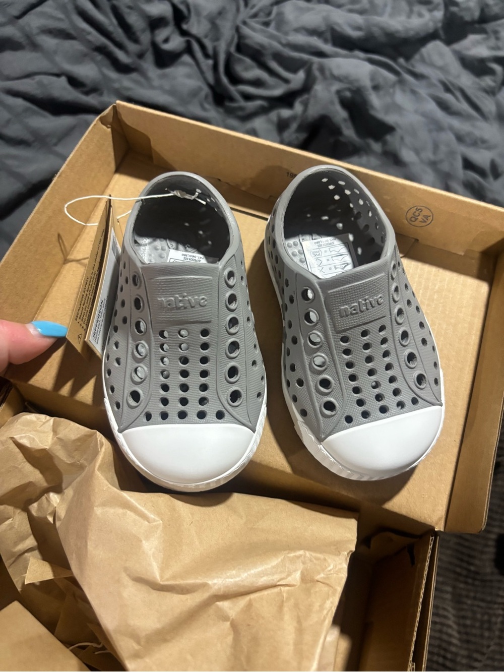 Native Kids Jefferson Shoes in Light Gray with White Toe Caps